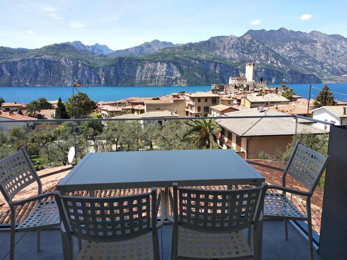 Apartamento Blue Sky Garda - Zaffiro Malcesine Exterior foto