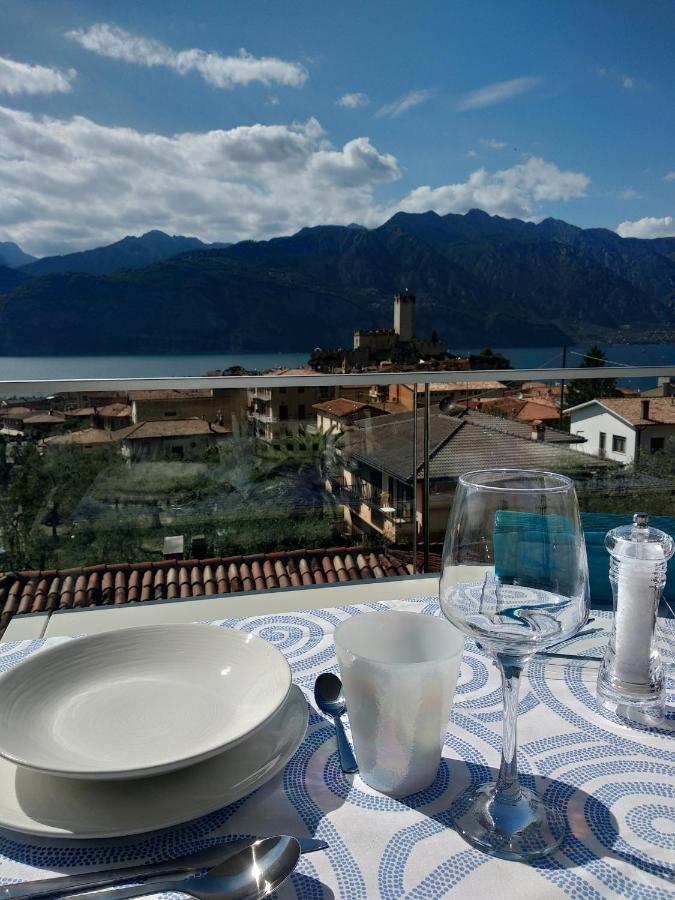 Apartamento Blue Sky Garda - Zaffiro Malcesine Exterior foto